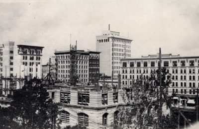 1910 Courthouse Under Construction